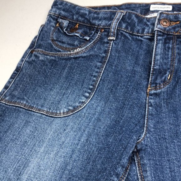 LIKE NEW LIZ & CO DENIM CAPRIS 10/30x18 ⭐️ - Picture 2 of 9